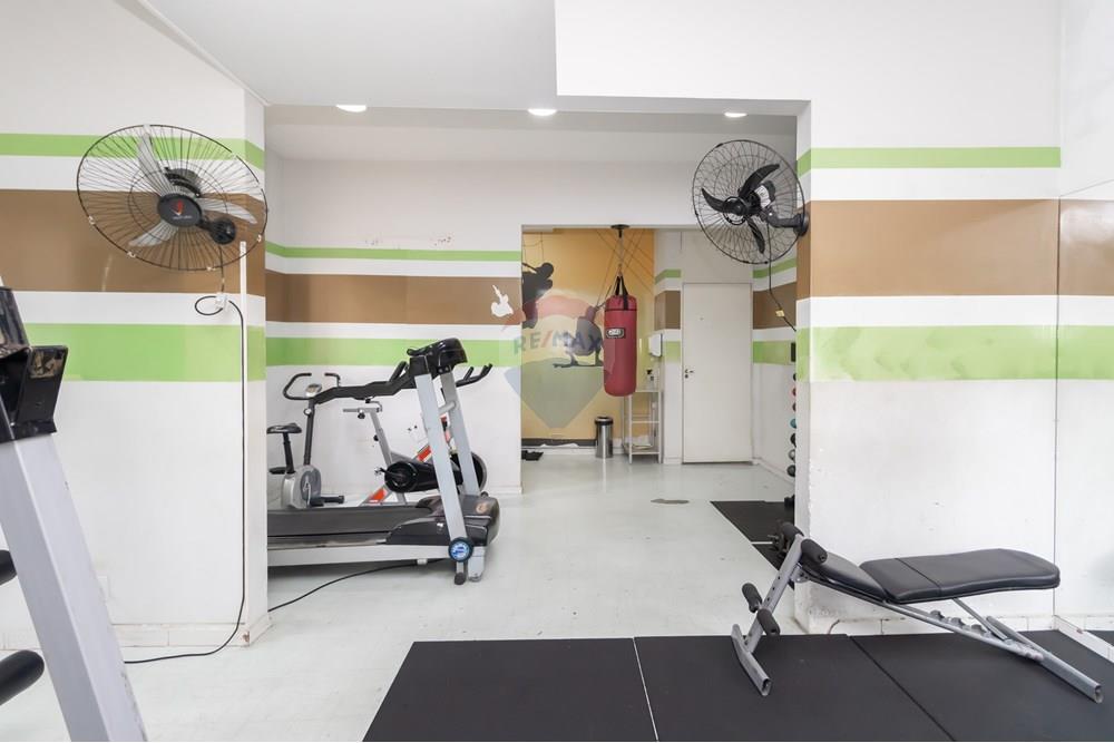 Apartamento à venda com 2 quartos, 53m² - Foto 18