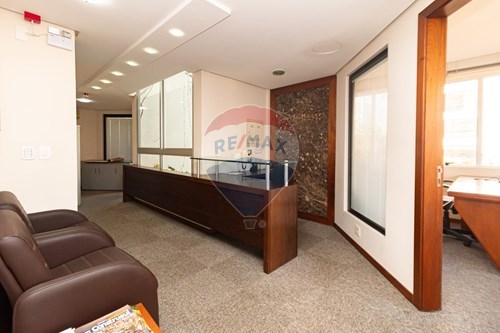 Venda-Cj. Comercial/ Sala-Avenida Bastian , 230  - Polo Jurídico  - Menino Deus , Porto Alegre , Rio Grande do Sul , 90130-021-610221070-6