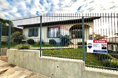 Venda-Casa-Rua Julio Graeff , 103  - Centro , Não-Me-Toque , Rio Grande do Sul , 99470000-610271058-83