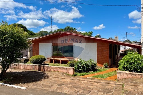 Venda-Casa-Avenida Circular , 1071  - Próximo ao Colégio Estadual (Araby)  - Centro , Lagoa Vermelha , Rio Grande do Sul , 95300000-610111002-53