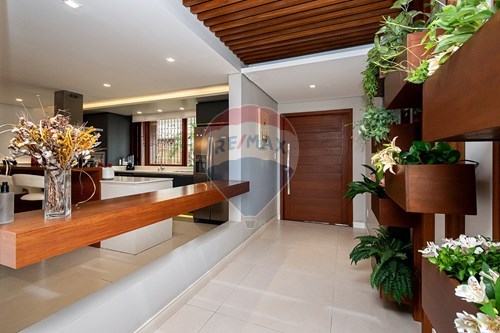 Venda-Casa-Rua Miami , 131  - Fundos da Paróquia Sagrado Coração de Jesus  - Santo Afonso , Novo Hamburgo , Rio Grande do Sul , 93420290-610261015-30