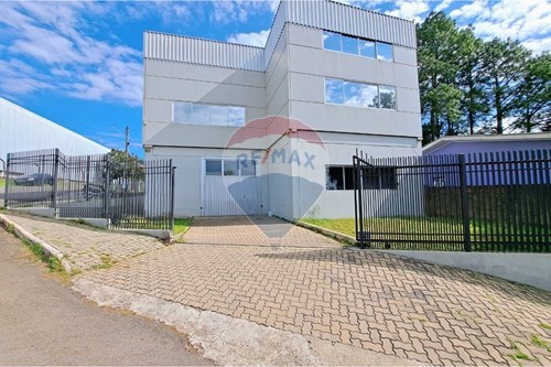 Venda-Cj. Comercial/ Sala-Rua André Segat , 388  - Próximo à Distribuidora Oniz  - São Cristóvão , Passo Fundo , Rio Grande do Sul , 99060340-610351016-2