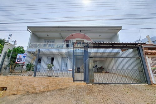 Venda-Casa-Rua Paissandú , 2321  - Grill Hall Panorâmico  - Petrópolis , Passo Fundo , Rio Grande do Sul , 99051240-610351016-171