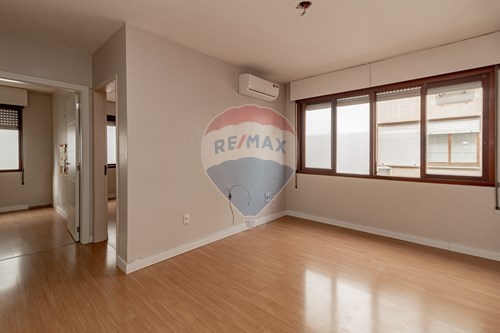 Venda-Apartamento-Rua Rubens Rosa Guedes , 137  - Em frente a praça Miguel Aníbal Genta  - Jardim Itu , Porto Alegre , Rio Grande do Sul , 91220470-612491009-4