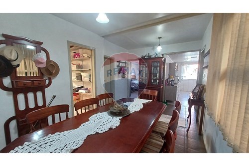 Venda-Casa-Rua Duque de Caxias , 2781  - Nonoai , Santa Maria , Rio Grande do Sul , 97060210-610451002-20