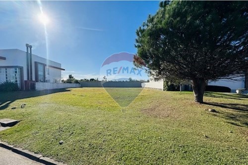 Venda-Terreno-Avenida Adolfo Fetter , 3551  - Colégio Santa Mônica e Cond. Veredas  - Laranjal , Pelotas , Rio Grande do Sul , 96.090-840-610211057-10