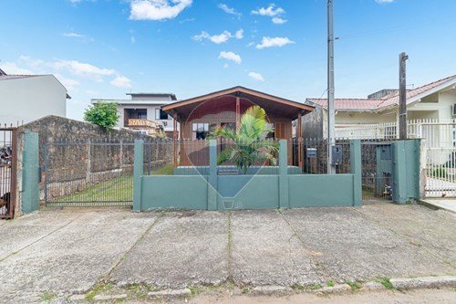 Venda-Casa-Rua Telmo Silveira Dorneles , 470  - parada 55  - Vila Silveira Martins , Cachoeirinha , Rio Grande do Sul , 94940250-610381012-244
