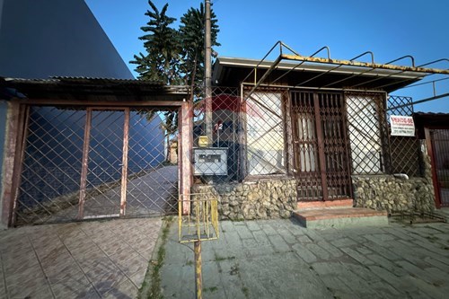 Venda-Casa-Rua Alberto Braun , 72  - Santo Inácio  - Santo Inácio , Esteio , Rio Grande do Sul , 93290500-612561001-364