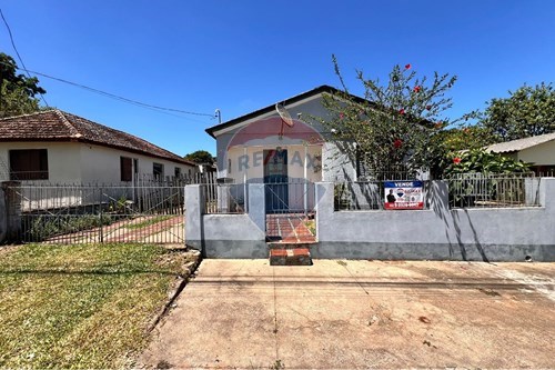 Venda-Casa-Rua Laurentino Batista , 229  - ESCOLA CAIC  - Centro , São Gabriel , Rio Grande do Sul , 97314164-612631031-6