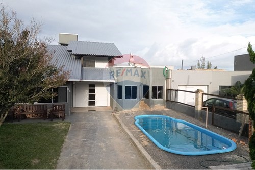 Venda-Casa-Rua Jundiá , 210  - 3 quadras da Paraguassu  - Jardim Beira Mar , Capão da Canoa , Rio Grande do Sul , 95555000-612731017-67