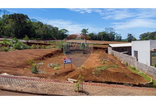 Venda-Terreno-Rua Malvina Duran Abal , 504  - Liberdade , Erechim , Rio Grande do Sul , 99705854-612761043-3