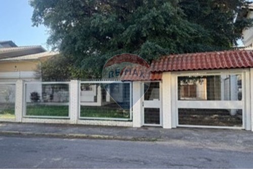 Venda-Casa-Travessa Cândida da Silva Silveira , 110  - Tabelionato Mariani  - Centro , Sapucaia do Sul , Rio Grande do Sul , 93220060-612561001-371