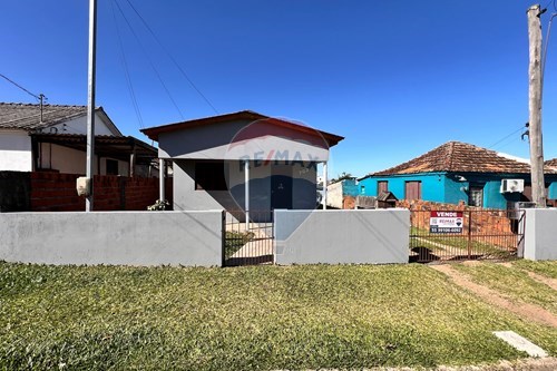 Venda-Casa-Rua Rosário do Sul , 703  - EEEM Dr Jose Sampaio Marques Luz  - Centro , São Gabriel , Rio Grande do Sul , 97310809-612631033-6