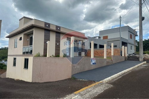 Venda-Casa-Rua André Ré , 135  - Loteamento João Ré  - Centro , Sarandi , Rio Grande do Sul , 99560000-610341021-24