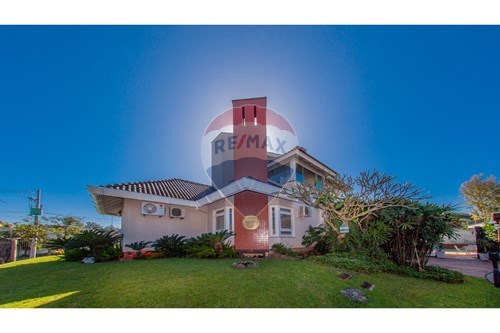 Venda-Casa-Rua Intendente Amandio Lampert , 90  - Bairro São João  - São João , Montenegro , Rio Grande do Sul , 92511-365-610091008-120