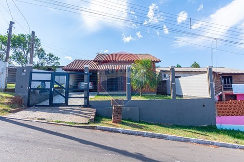 Venda-Casa-Rua Catão Coelho , 80  - Morada Gaúcha , Gravataí , Rio Grande do Sul , 94195080-610161100-7