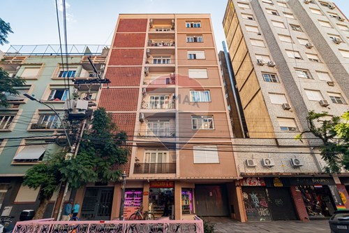 Venda-Apartamento-Rua da República , 281  - próxima à Universidade São Leopoldo Mandic  - Cidade Baixa , Porto Alegre , Rio Grande do Sul , 90050321-610221047-25