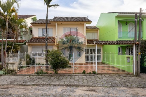 Venda-Casa-Camobi , Santa Maria , Rio Grande do Sul , 97110-530-610311047-152