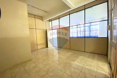 Venda-Cj. Comercial/ Sala-Rua Tiradentes , 17  - Centro , Canoas , Rio Grande do Sul , 92010260-610241038-5