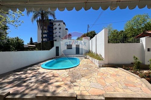 Venda-Casa-Rua Albano Rech , 100  - Centro , Santa Cruz do Sul , Rio Grande do Sul , 96810094-612741028-39