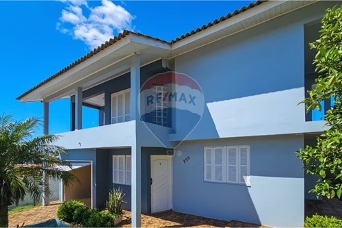 Venda-Casa-Rua Stela Bortolaz , 255  - Próximo ao Loteamento Parque Rio Grande  - Nenê Graeff , Passo Fundo , Rio Grande do Sul , 99032340-612621003-22