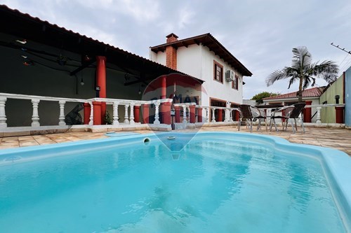 Venda-Casa-Rua Hermes Teixeira , 46  - RGE  - Centro , São Gabriel , Rio Grande do Sul , 97310362-612631024-57