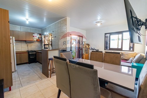 Venda-Casa-Rua Flora , 101  - Águas Mortas , Gravataí , Rio Grande do Sul , 94100664-610141011-63