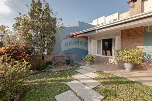 Venda-Casa-Rua Ari Barroso , 367  - Sarandi , Porto Alegre , Rio Grande do Sul , 91130120-612521044-63