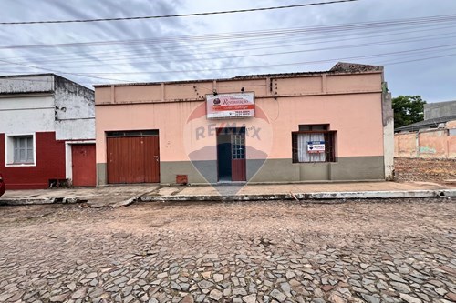 Venda-Prédio-Rua Coronel Soares , 150  - Lateral a escola perpetuo socorro  - Centro , São Gabriel , Rio Grande do Sul , 97300372-612631037-2