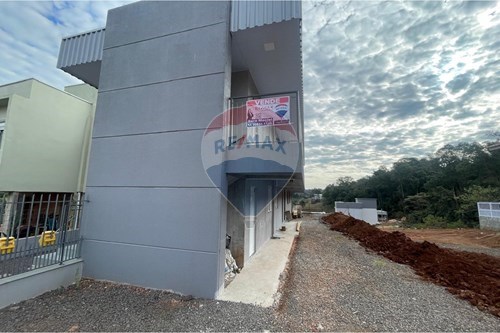 Venda-Kitnet-Rua Antônio V. Souza , 1104  - Lot Cavassola  - Paiol Grande , Erechim , Rio Grande do Sul , 99712524-612761011-50