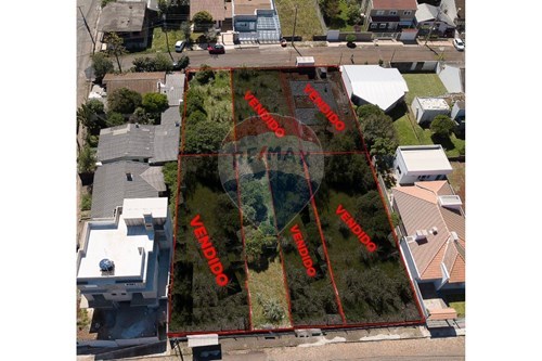 Venda-Terreno-Rua Francisco Denovaro , 0  - Av Rui Barbosa, Rua Arno Pini  - Petrópolis , Passo Fundo , Rio Grande do Sul , 99050310-612721003-122