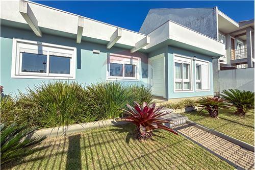 Venda-Casa-Rua Capão Novo , 239  - Mont Serrat , Canoas , Rio Grande do Sul , 92032090-612651009-64