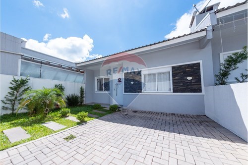 Venda-Casa-Rua Doutor Bozano , 761  - Petrópolis , Passo Fundo , Rio Grande do Sul , 99051370-610271014-156