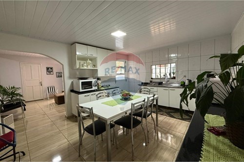 Venda-Casa-Rua Arminio da Silva , 966  - Próximo ao Poços Artesianos  - Centro , Sarandi , Rio Grande do Sul , 99560000-610341021-43