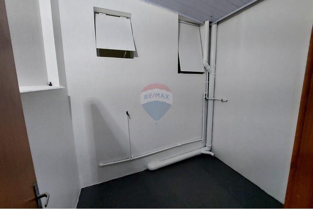 Ponto Comercial/ Loja - Alugar - Passo Fundo , Rio Grande do Sul - WhatsApp Image 2025-03-05 at 16.03.29 (1).jpeg - 610271045-1052