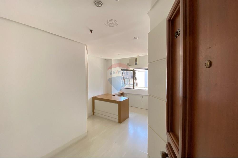 Cj. Comercial/ Sala - Venda - Porto Alegre , Rio Grande do Sul - IMG_5140.jpeg - 610291021-163