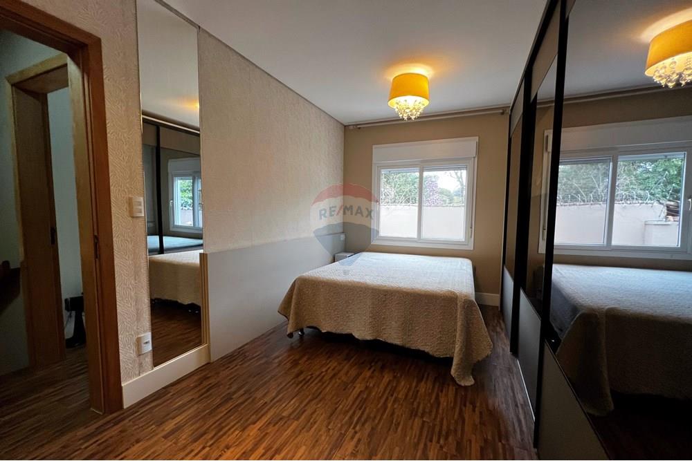 Sobrado - Venda - São Leopoldo , Rio Grande do Sul - Suíte horizontal 1.jpg - Quarto principal - 610461003-12