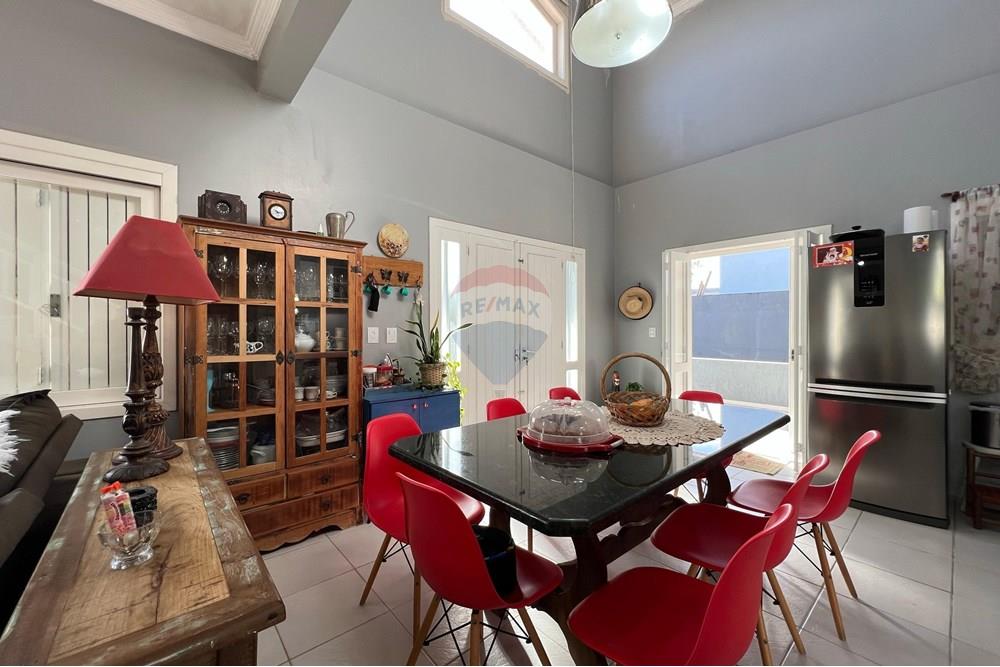 Casa - Venda - Capão da Canoa , Rio Grande do Sul - 32f64a9f-bcc3-4f29-89eb-f84757750cea.jpg - 612671028-55