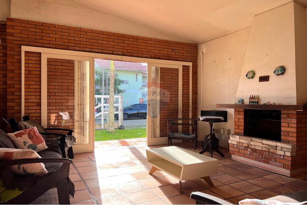 Casa - Venda - Xangri-lá , Rio Grande do Sul - 2e7f6fd8-7c08-41ef-8750-e8ad2bab09ea.jpg - 612671028-47