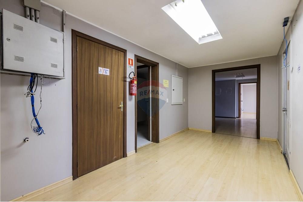 Cj. Comercial/ Sala - Venda - Porto Alegre , Rio Grande do Sul - WhatsApp Image 2025-10-02 at 10.07.30.jpeg - 612511065-1