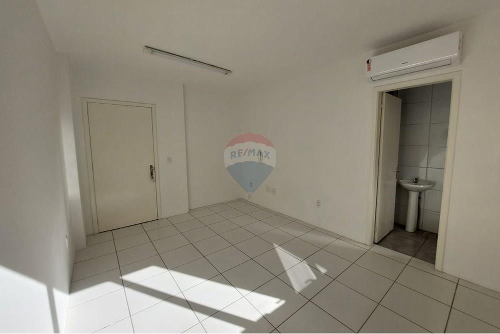 Cj. Comercial/ Sala - Alugar - Passo Fundo , Rio Grande do Sul - WhatsApp Image 2025-06-23 at 10.58.10 (1).jpeg - 610271045-1199