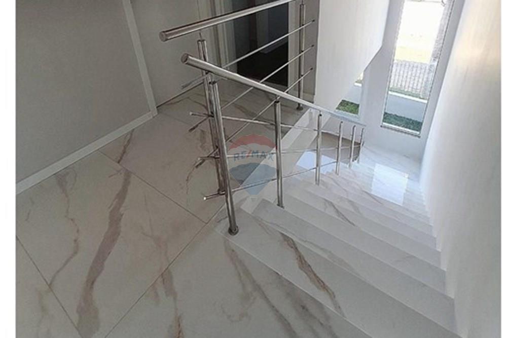 Sobrado - Venda - Canoas , Rio Grande do Sul - be2a1818-688b-46d6-a40a-f39aeb6e0af5.jpg - 610241040-11