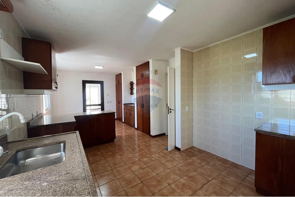 Casa - Venda - Santa Cruz do Sul , Rio Grande do Sul - WhatsApp Image 2025-10-21 at 19.11.05 (1).jpeg - 612741028-39