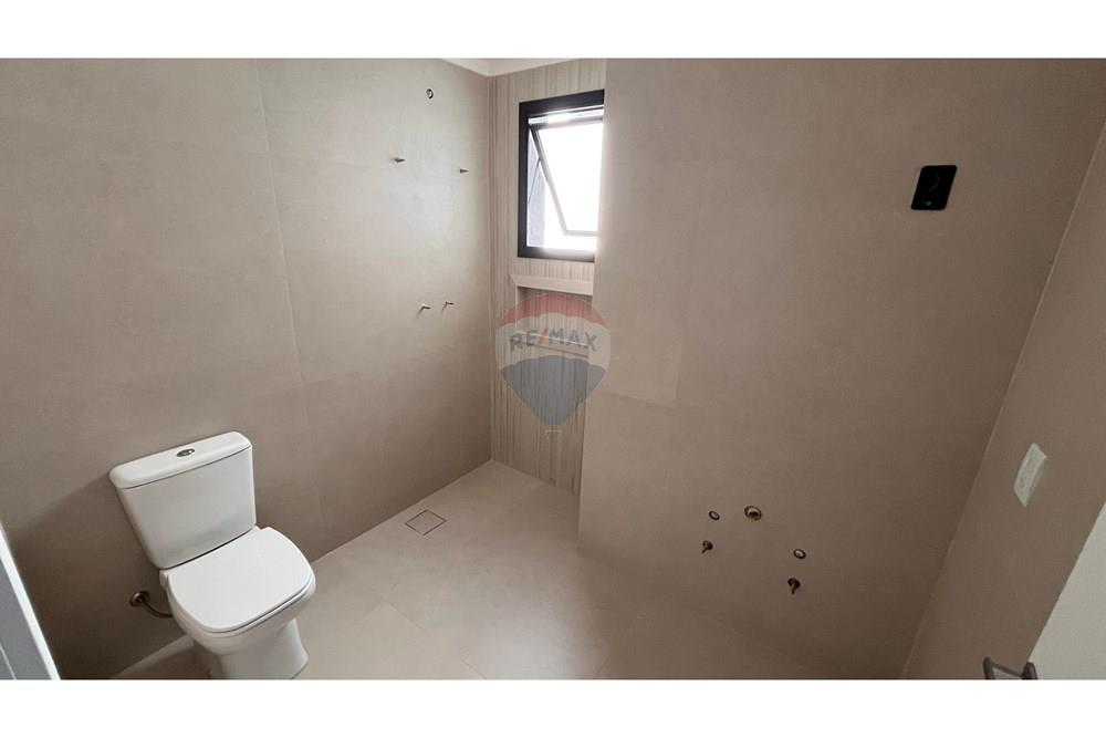 Casa - Venda - Passo Fundo , Rio Grande do Sul - WhatsApp Image 2025-07-30 at 15.20.08 (3).jpeg - 610271095-33