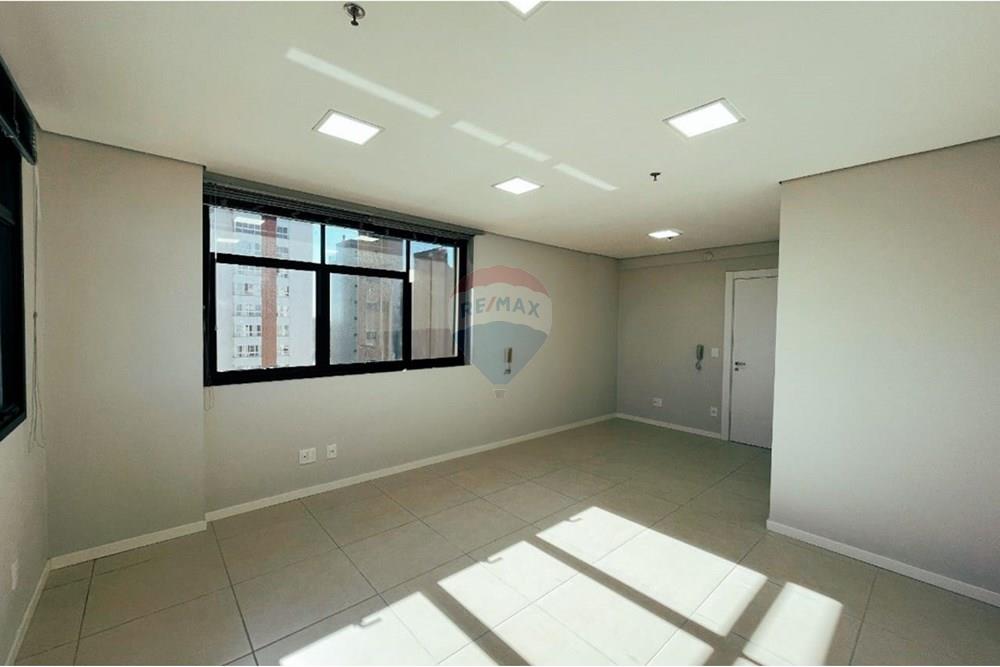 Cj. Comercial/ Sala - Alugar - Passo Fundo , Rio Grande do Sul - WhatsApp Image 2025-06-25 at 17.40.18.jpeg - 610271045-1205