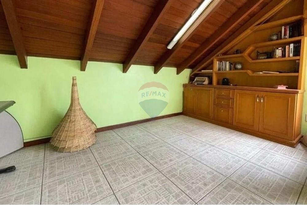 Casa - Venda - Cachoeirinha , Rio Grande do Sul - WhatsApp Image 2025-02-13 at 15.34.15 (1).jpeg - 612551070-34