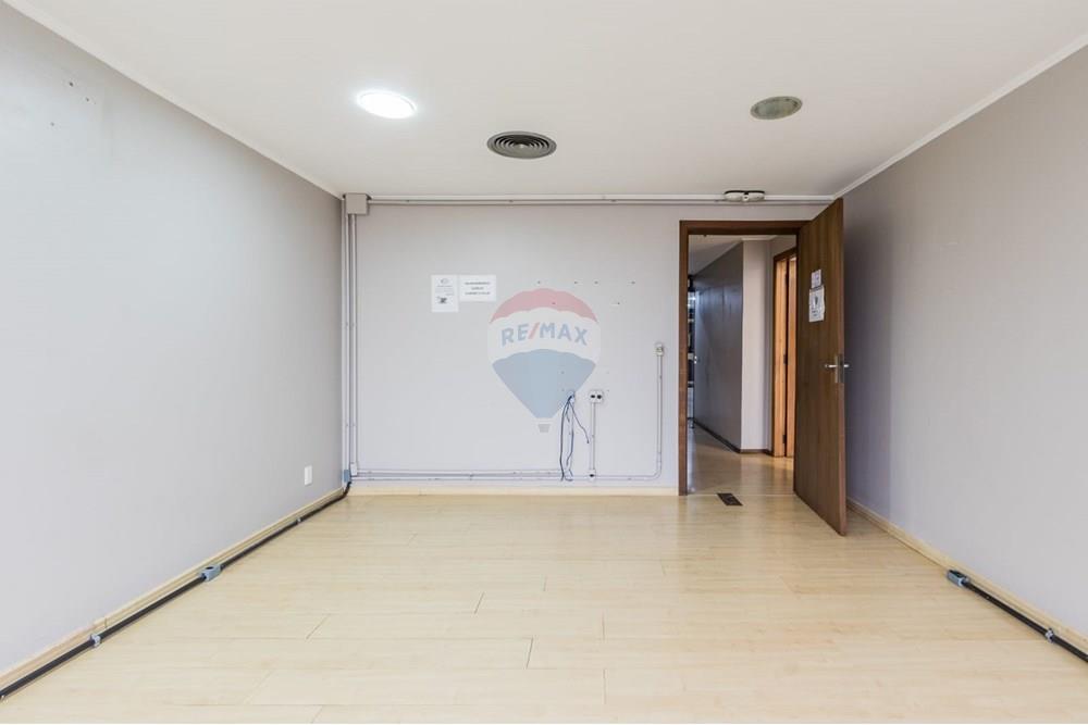 Cj. Comercial/ Sala - Venda - Porto Alegre , Rio Grande do Sul - WhatsApp Image 2025-10-02 at 10.07.29 (3).jpeg - 612511065-1