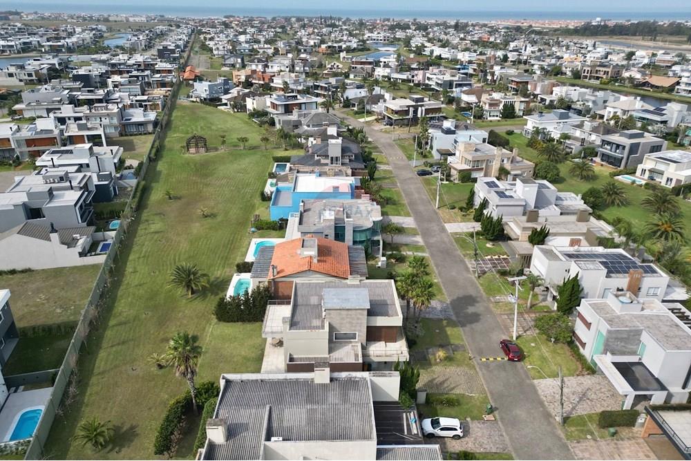 Sobrado - Venda - Xangri-lá , Rio Grande do Sul - 60.jpg - 612671067-25