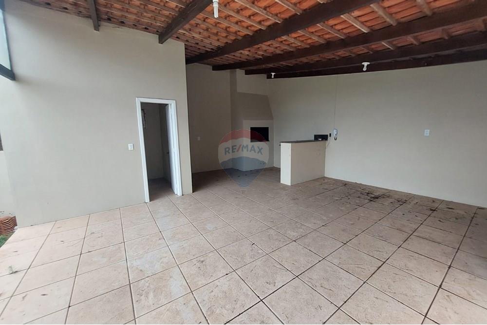 Casa - Alugar - Passo Fundo , Rio Grande do Sul - WhatsApp Image 2025-10-07 at 10.48.27 (2).jpeg - 610271045-1338