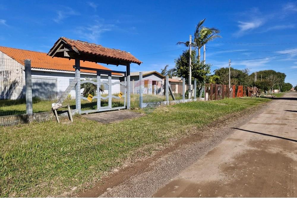 Terreno - Venda - Imbé , Rio Grande do Sul - 5a863aa3-e6c4-41ca-be2b-451e00356082.jpg - 610391043-129